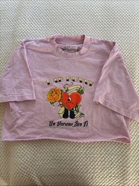 Bad Bunny Un Verano Sin Ti cropped tour shirt
